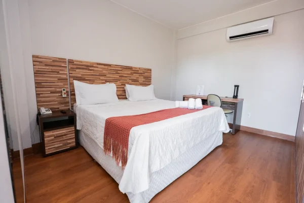 QUARTO III (29)